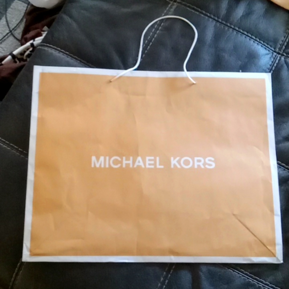 Michael kors gift bag